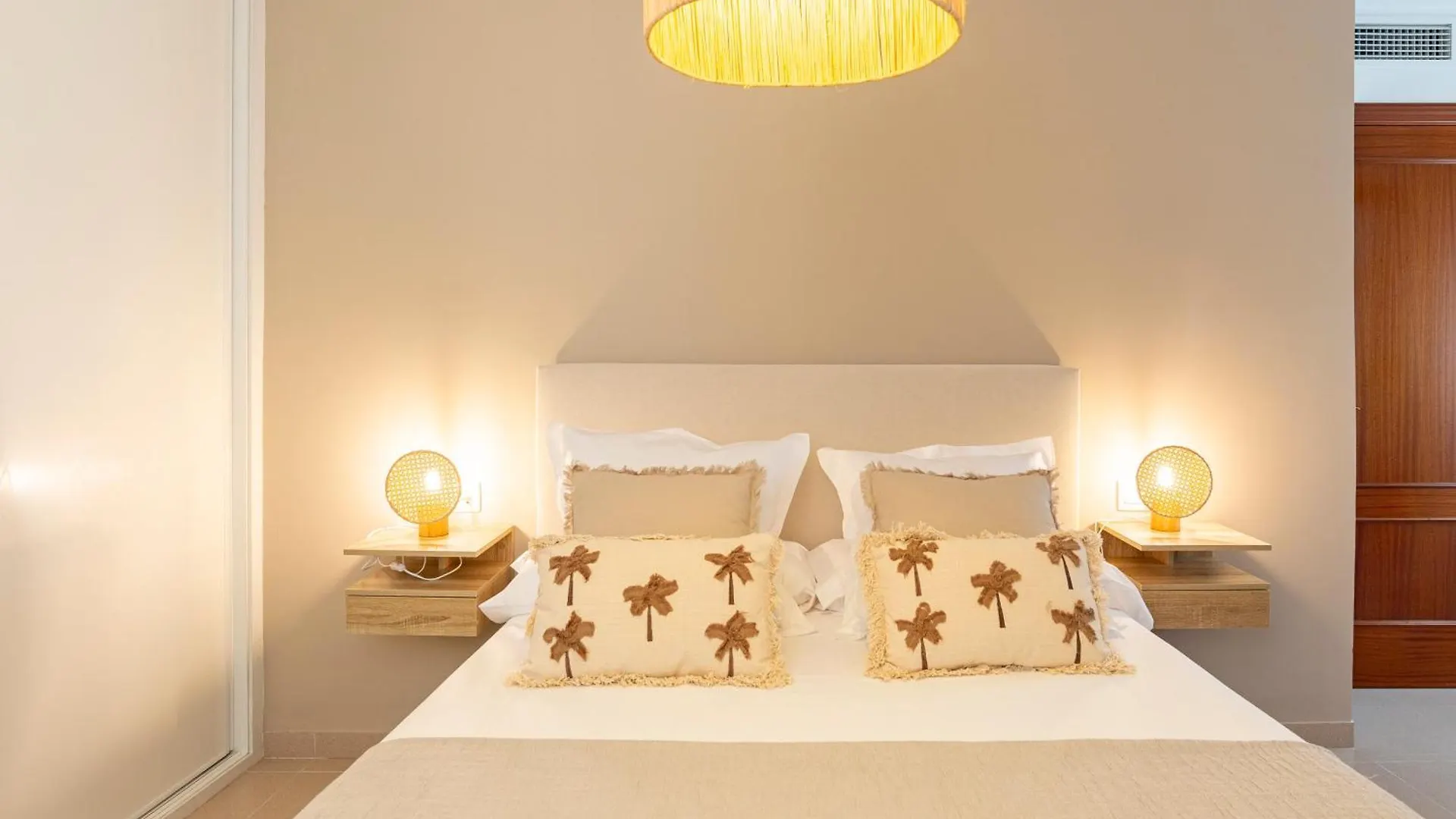 Apartamento Boho En El Soho De Malaga Spain