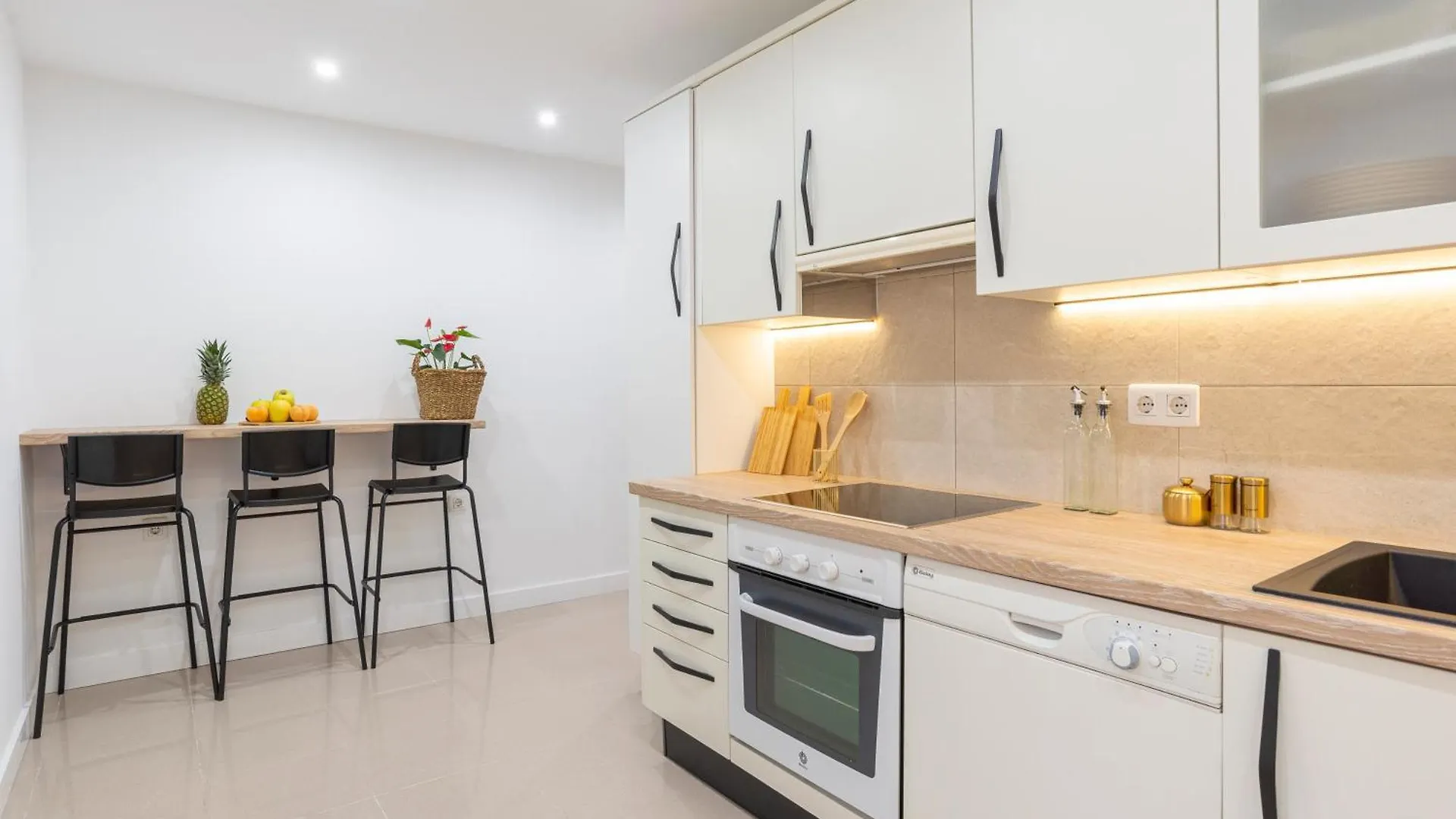 Apartamento Boho En El Soho De Malaga Spain